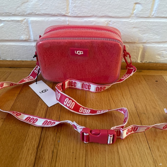 UGG Purse - Picture 1 of 4